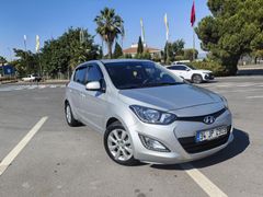 Sahibinden Hyundai i20 1.2 D-CVVT Sense 2012 Model İzmir 141.000 km Gri (Gümüş)