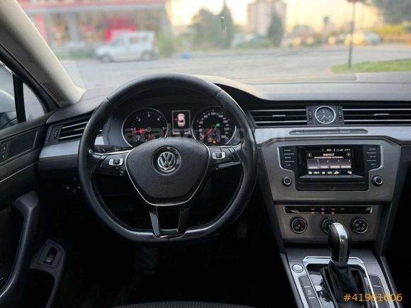 1. SINIF + PASSAT + BİNİCİSİNDEN+ DÜŞÜK KM....