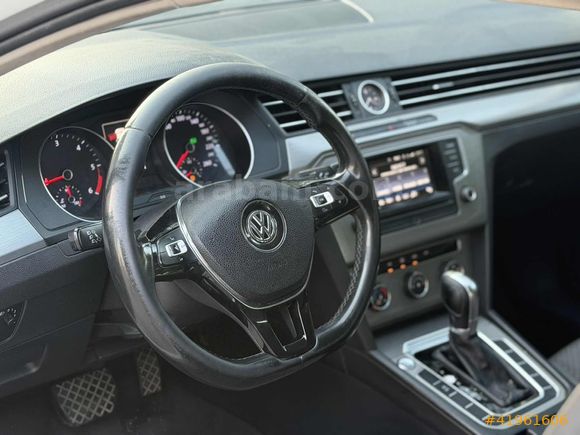 1. SINIF + PASSAT + BİNİCİSİNDEN+ DÜŞÜK KM....