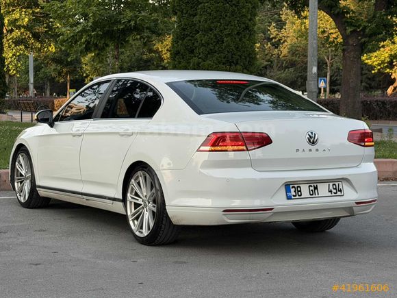 1. SINIF + PASSAT + BİNİCİSİNDEN+ DÜŞÜK KM....