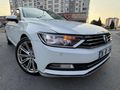 1. SINIF + PASSAT + BİNİCİSİNDEN+ DÜŞÜK KM....