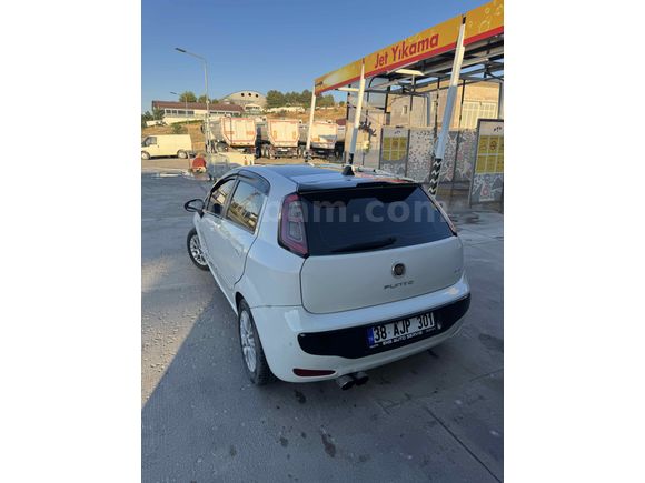 Sahibinden Fiat Punto EVO 1.3 Multijet Dynamic 2011 Model 