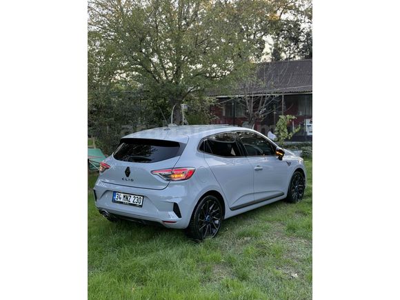 Sahibinden Renault Clio 1.0 TCe Techno Esprit Alpine 2024 Model 