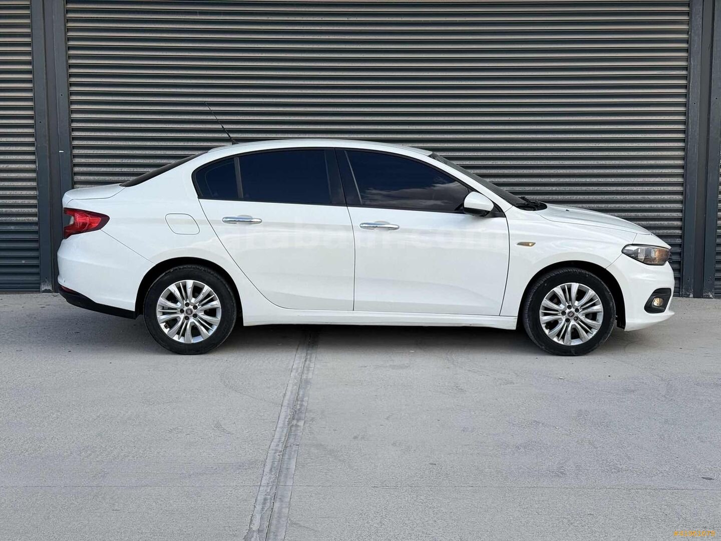 Galeriden Fiat Egea 1.6 Multijet Urban 2016 Model Gaziantep 325.000 km Beyaz 4