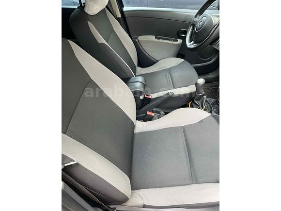 Sahibinden Renault Clio 1.5 dCi Authentique 2009 Model  225.000 km Mavi