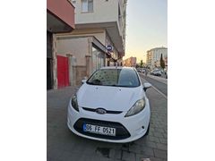 Sahibinden Ford Fiesta 1.25 Trend 2012 Model  143.000 km Beyaz