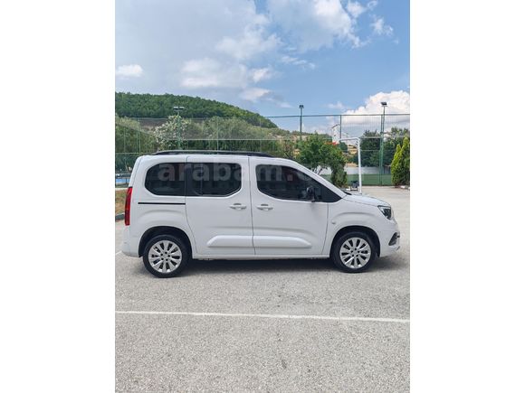 Sahibinden Opel Combo 1.5 CDTI Ultimate 2023 Model
