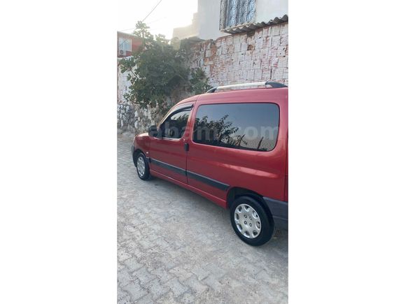 Sahibinden Peugeot Partner 1.9 D 2005 Model 