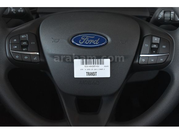 İLKAY'DAN 2025 FORD TOURNEO COURİER 1.5 ECOBLUE TREND HATASIZ