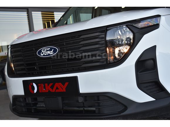 İLKAY'DAN 2025 FORD TOURNEO COURİER 1.5 ECOBLUE TREND HATASIZ