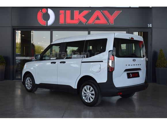 İLKAY'DAN 2025 FORD TOURNEO COURİER 1.5 ECOBLUE TREND HATASIZ