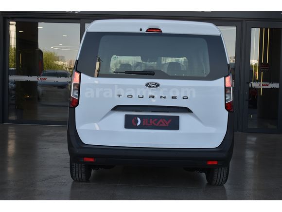 İLKAY'DAN 2025 FORD TOURNEO COURİER 1.5 ECOBLUE TREND HATASIZ