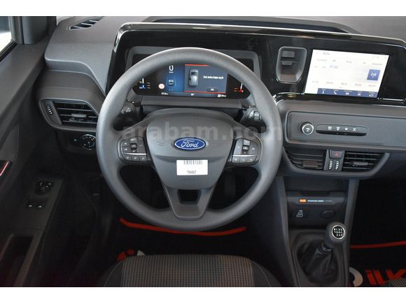 İLKAY'DAN 2025 FORD TOURNEO COURİER 1.5 ECOBLUE TREND HATASIZ