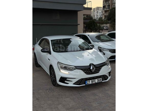Sahibinden Renault Megane 1.3 TCe Joy 2021 Model 