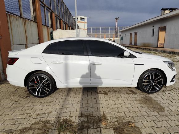 SAHİBİNDEN HATASIZ TERTEMİZ 1.3 Tce