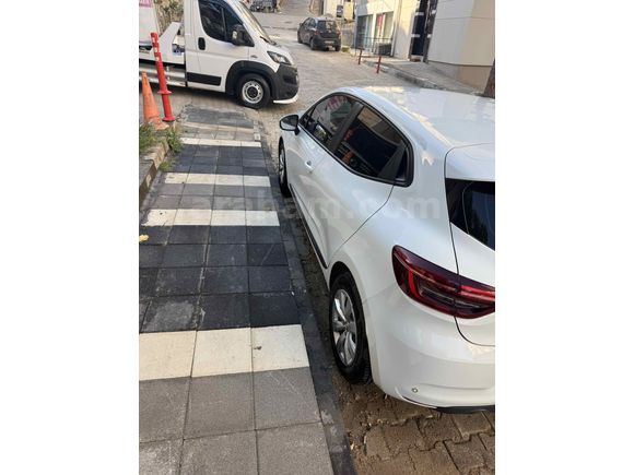 Sahibinden Renault Clio 1.0 SCe Joy 2020 Model 