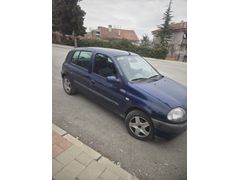 Sahibinden Renault Clio 1.6 RT 2000 Model  246.000 km Lacivert