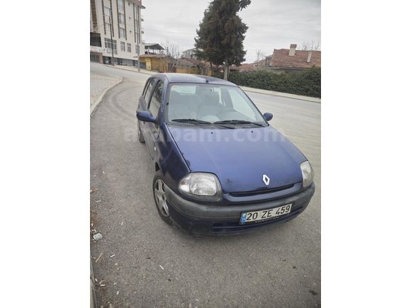 Sahibinden Renault Clio 1.6 RT 2000 Model  246.000 km Lacivert