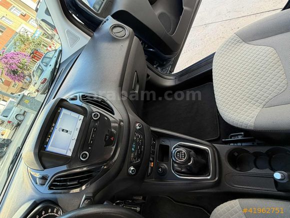 2020 MODEL HATASİZ BOYASİZ OTOMOBİL RUHSATLİ 87 BİN KM