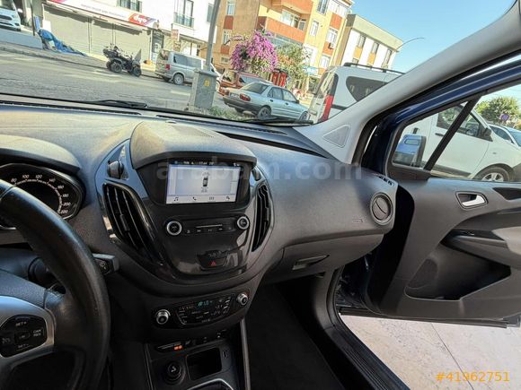 2020 MODEL HATASİZ BOYASİZ OTOMOBİL RUHSATLİ 87 BİN KM