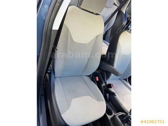 2020 MODEL HATASİZ BOYASİZ OTOMOBİL RUHSATLİ 87 BİN KM