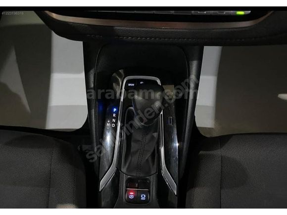 Toyota Corolla 1.5 FLAME X-PACK Değişensiz Boyasız