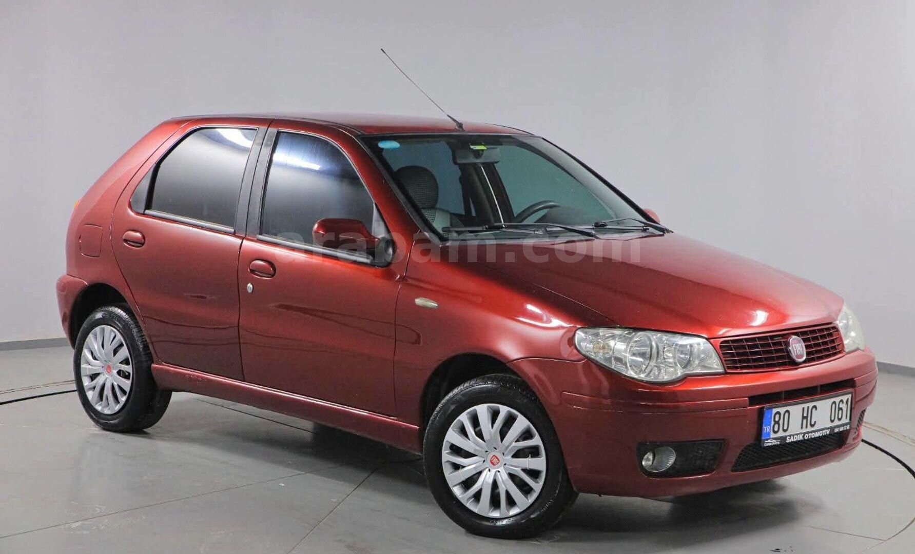 Galeriden Fiat Palio 1.4 Fire Dynamic Sole 2010 Model Osmaniye 120.000 km Bordo 4