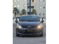 Galeriden Toyota Auris 1.4 D-4D Comfort 2010 Model Antalya