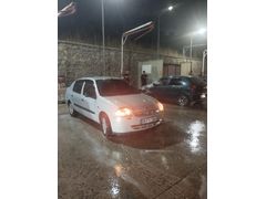 Sahibinden Renault Clio 1.4 RNA 2001 kilimali kilima buz Model