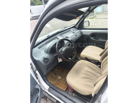 Sahibinden Renault Kangoo 1.9 D 2001 Model