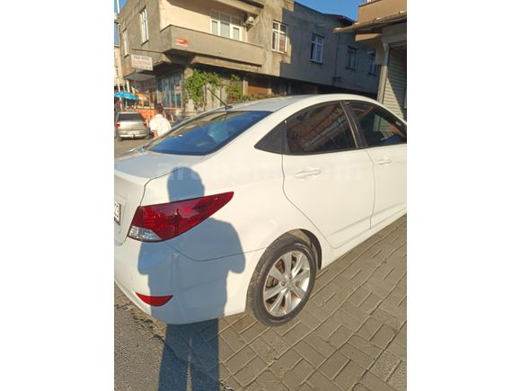 Sahibinden Hyundai Accent Blue 1.4 CVVT Mode 2017 Model