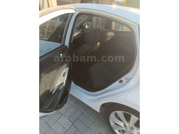 Sahibinden Hyundai Accent Blue 1.4 CVVT Mode 2017 Model