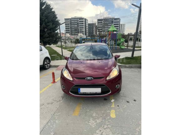 Sahibinden Ford Fiesta 1.4 Titanium 2011 Model Ankara