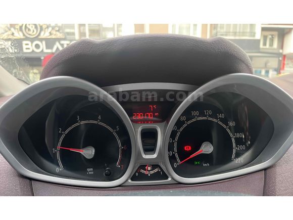 Sahibinden Ford Fiesta 1.4 Titanium 2011 Model Ankara