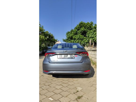 Sahibinden Toyota Corolla 1.5 Dream 2022 Model
