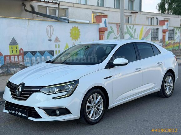 VİZYON DAN BOYASIZ 2017 MEGANE 1,5 DCİ TOUCH 121KM TESLA EKRAN