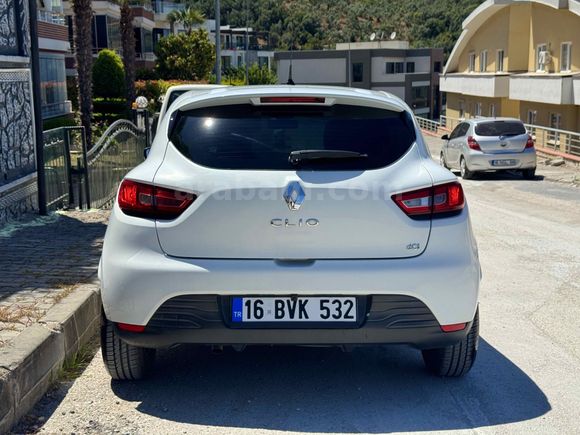 HATASIZ AYARINDA TEMİZ 2015 DÜŞÜK KM CLİO SADECE 178 BİN KM