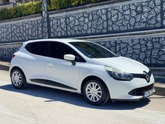 HATASIZ AYARINDA TEMİZ 2015 DÜŞÜK KM CLİO SADECE 178 BİN KM