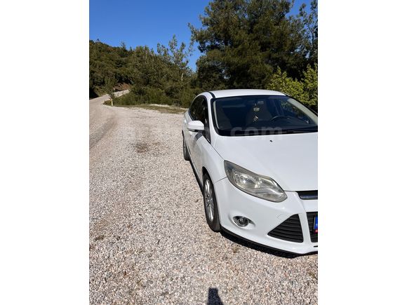Acil satılık düşük km focus 3