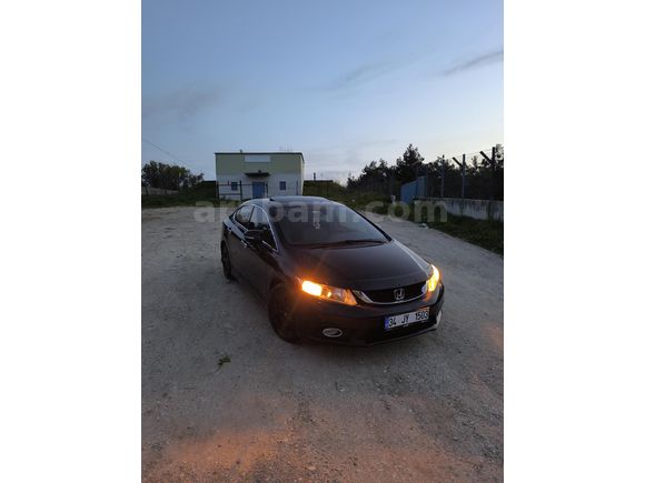 Sahibinden Honda Civic 1.6i VTEC Eco Elegance 2013 Model