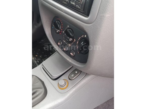 Sahibinden Renault Clio 1.4 RTA 2001 Model