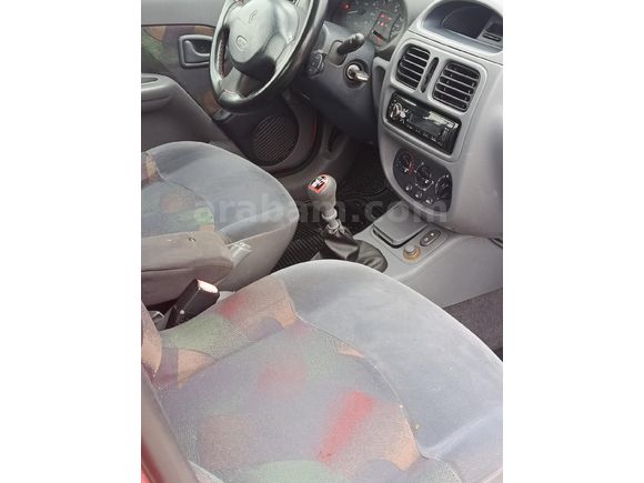 Sahibinden Renault Clio 1.4 RTA 2001 Model