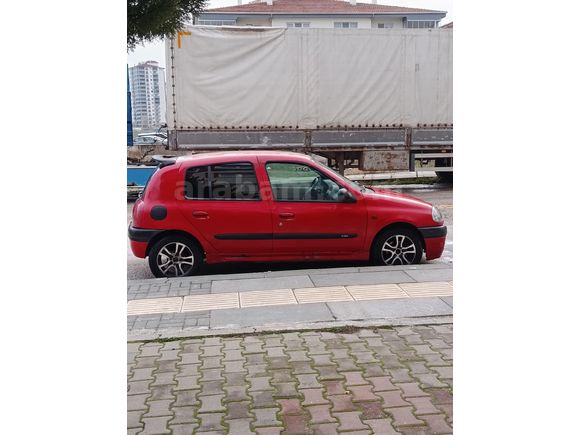 Sahibinden Renault Clio 1.4 RTA 2001 Model