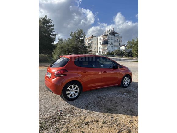 Sahibinden Peugeot 208 1.2 PureTech Active 2015 Model 