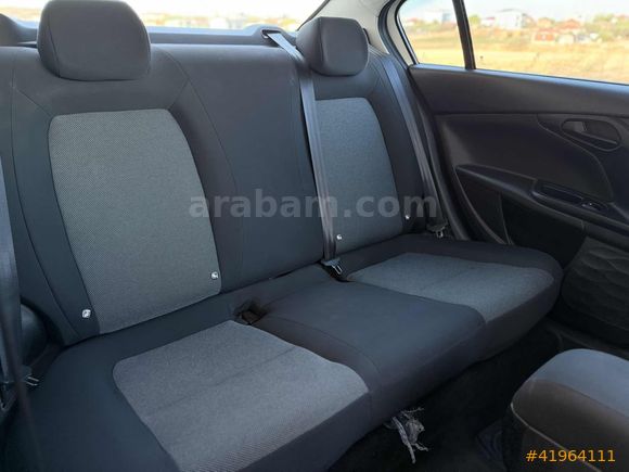 2022 ÇIKIŞLI HATASIZ 115.000 KM PLUS PAKET GERİ GÖRÜŞ CARPLAY