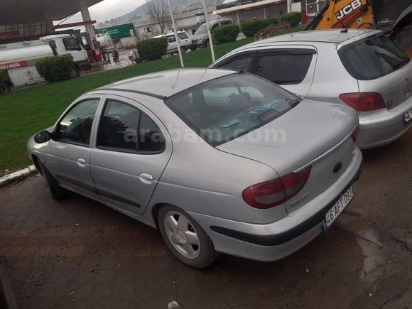 Sahibinden Renault Megane 1.6 2001 Model 