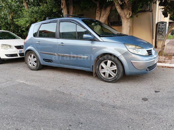 Sahibinden Renault Scenic 1.6 Dynamique 2004 Model