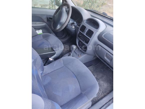 Sahibinden Renault Clio 1.6 RTE 2000 Model Gri