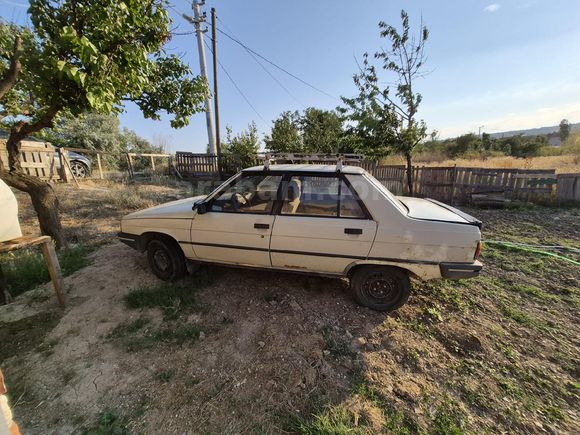 Sahibinden Renault R 9 1.4 Broadway 1986 Model