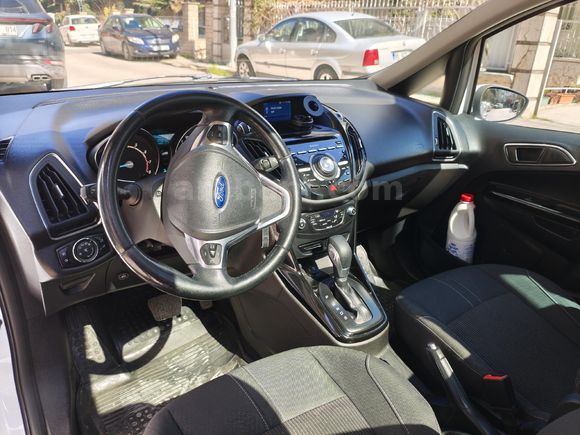 Sahibinden Ford B-Max 1.6 Titanium 2016 Model  (2017 Tarhinde trafikğe çıkışlı)